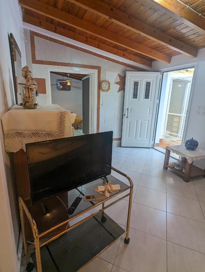 Villa Λευτέρης Isthmia Exterior foto
